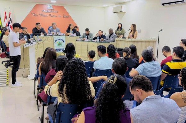 Câmara de Santo Antônio dos Lopes aprova título de cidadania e realiza homenagem ao presidente...