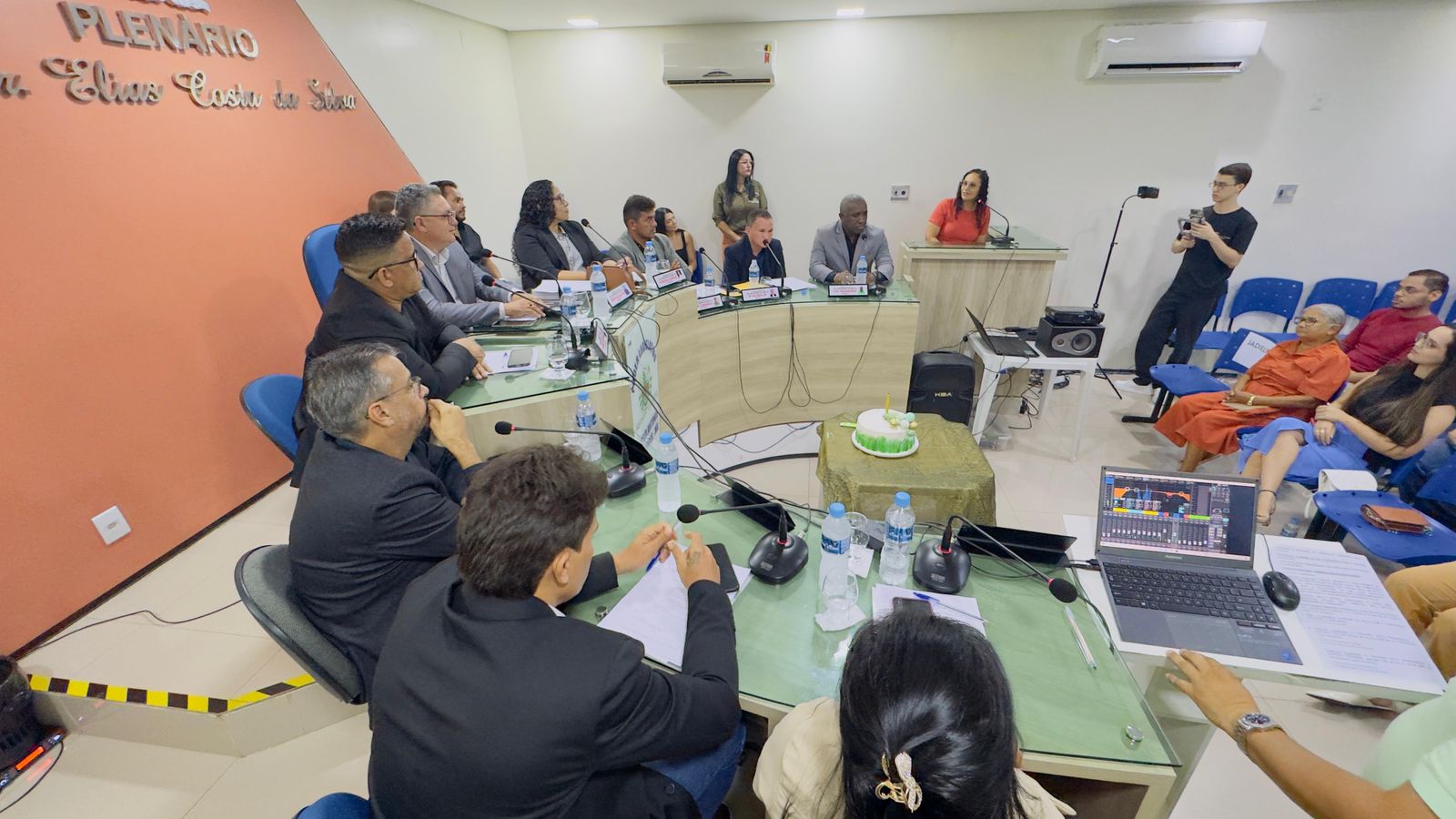 Câmara de Santo Antônio dos Lopes aprova título de cidadania e realiza homenagem ao presidente...