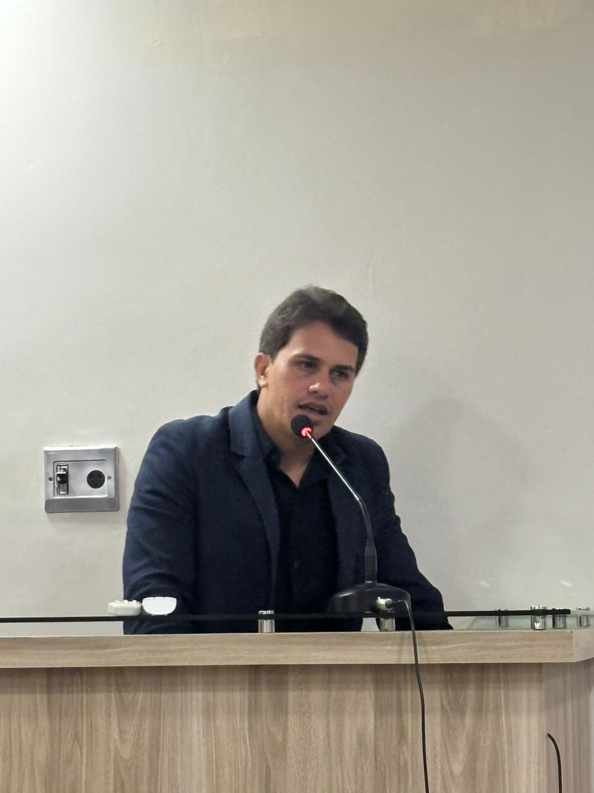 Câmara Municipal recebe estudantes da Unidade Integrada Ananias Murad durante sessão plenária